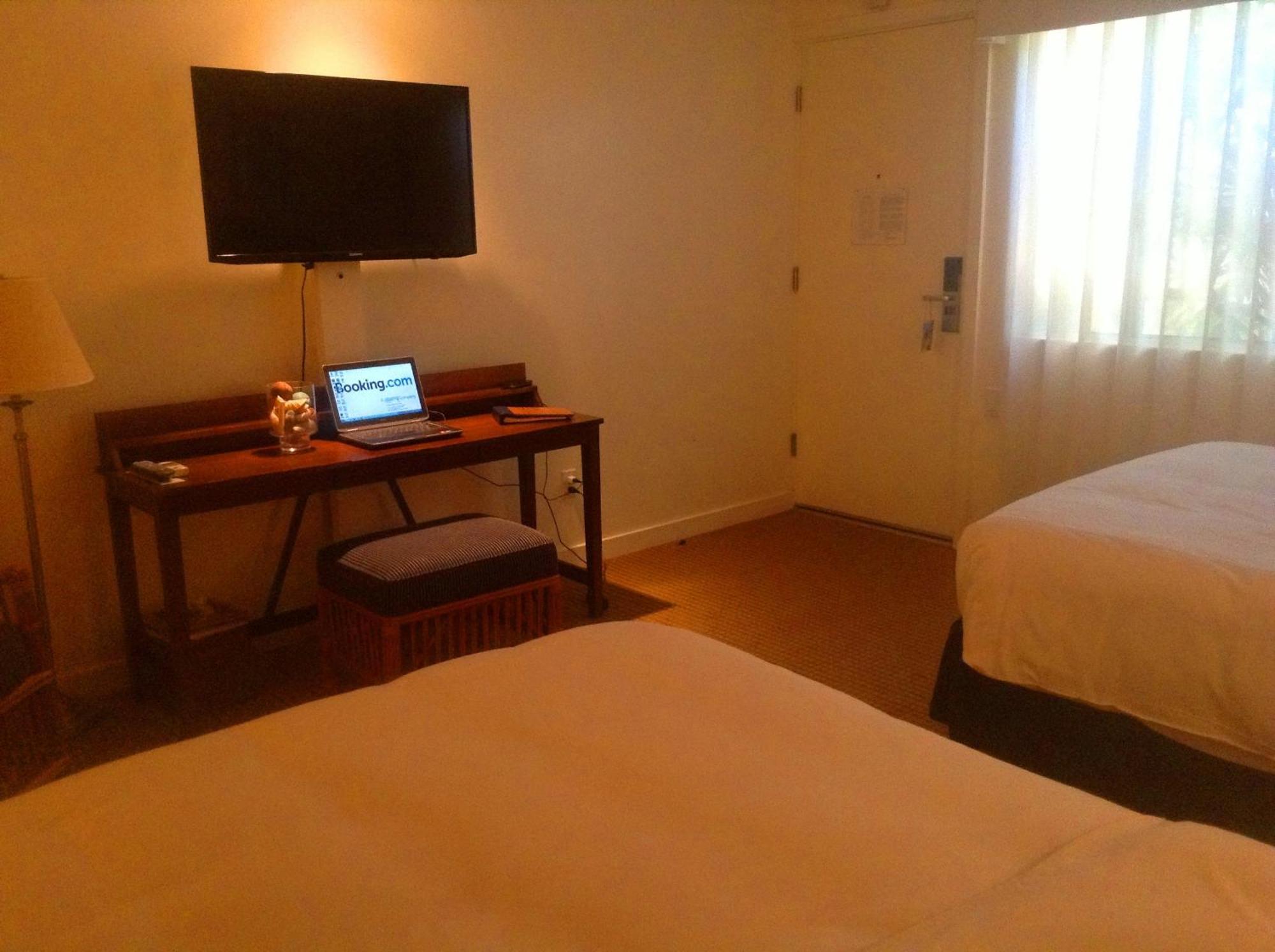 Pavilion Hotel Avalon Δωμάτιο φωτογραφία